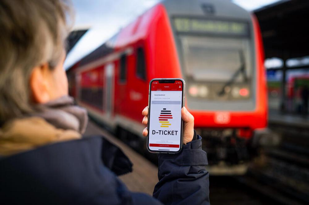 Diskussion um Deutschlandticket