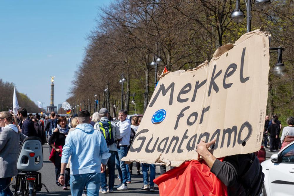 Proteste in Berlin gegen Corona-Beschränkungen im April 2021