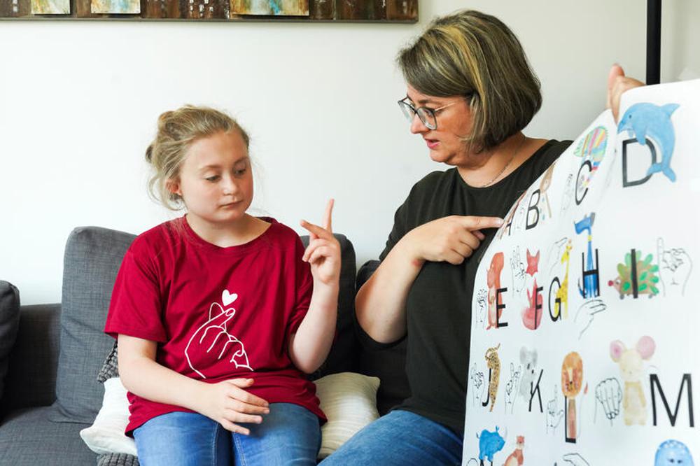 Ann-Cathrin Wehmeier mit ihrer Tochter Annabell