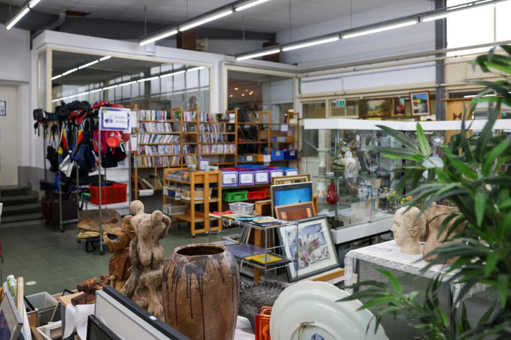 Das Sozialkaufhaus "Tisch & Teller" in Fl&ouml;rsheim