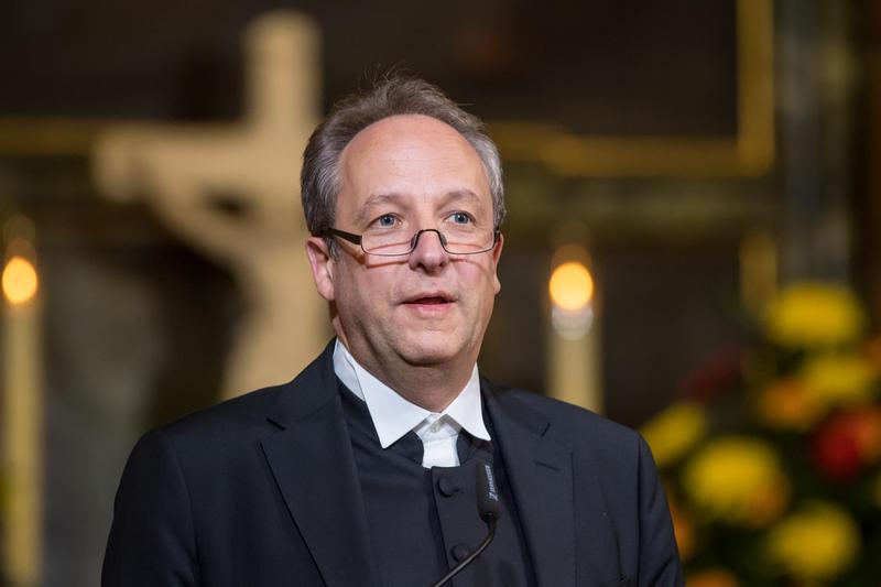 Bischof Stäblein ruft zu Eintreten gegen rassistische Gewalt auf