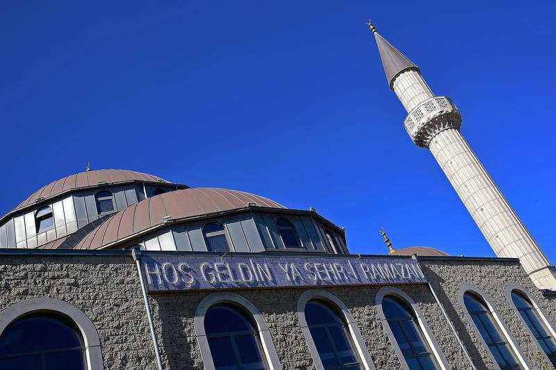 Freikirchen-Beauftragter rät Muslimen zu Finanzmodell ohne Steuer