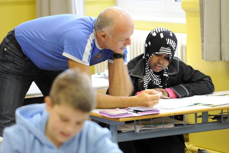 Debatte um Kopftuchverbot an Grundschulen geht weiter