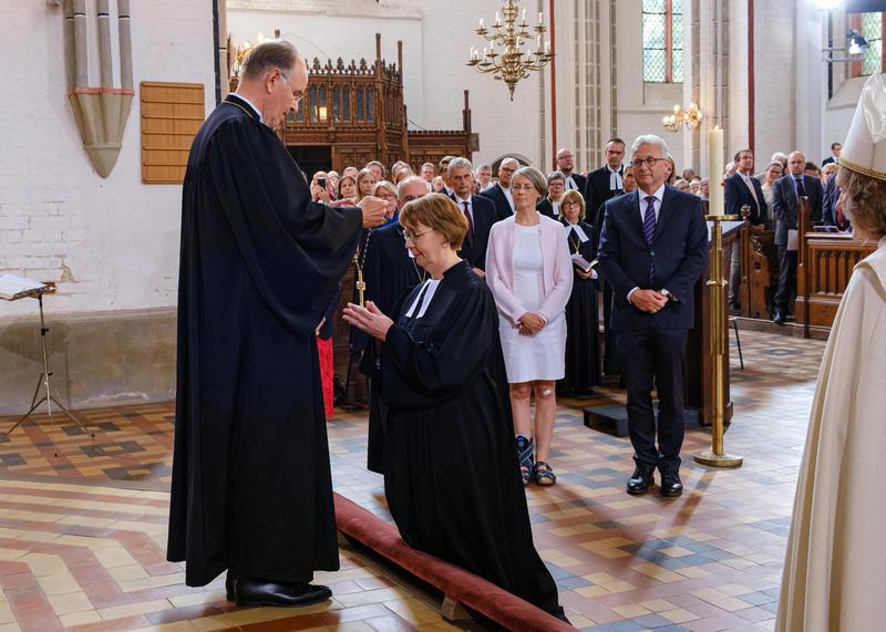 Nordkirche: Neue Landesbischöfin ins Amt eingeführt